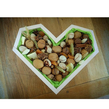 Набор орехов в деревянном боксе - Фото 1