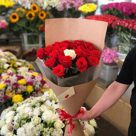 Букет из 23 роз №2 - Фото 1