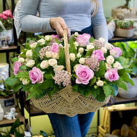 Корзина из роз Адажио