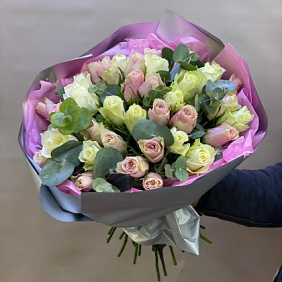 Букет сборный из роз