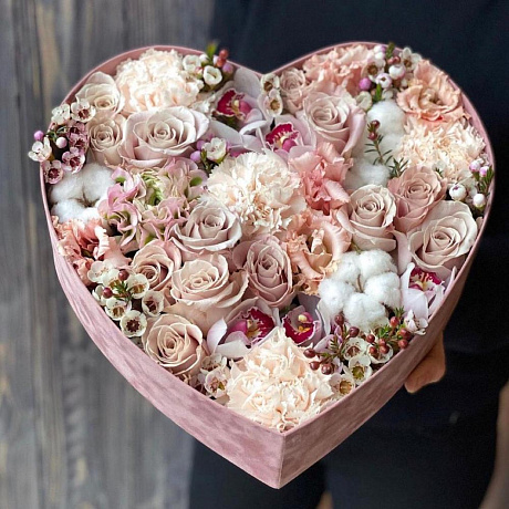 Красивая коробка цветов «Сердце» - Фото 1