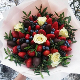 Клубничный букет "Сантрапе"