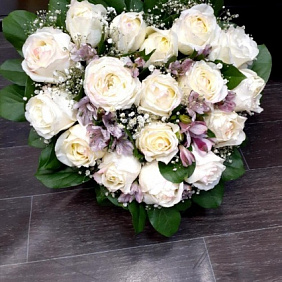 Композиция из цветов "Сердце" №162