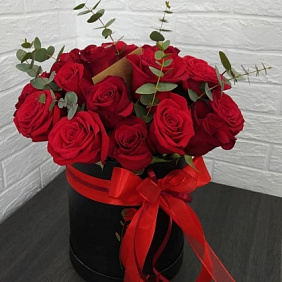 Цветы в коробке №542