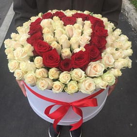 Сердце с розами