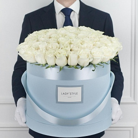 Эквадорские розы в шляпной коробке Maxi №162