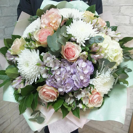 Букет макси из роз, гортензий и хризантем - Фото 1