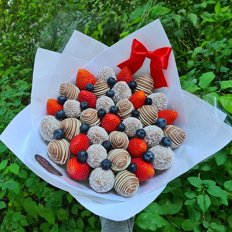 Букет Скарлет (в белой бумаге) - Фото 1