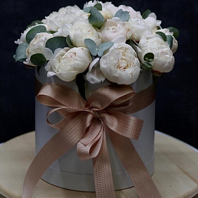 Пионы в коробке №173