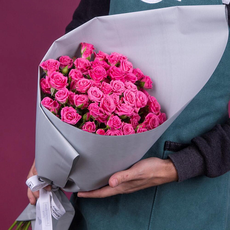 Букет из малиновых кустовых роз №160 - Фото 1