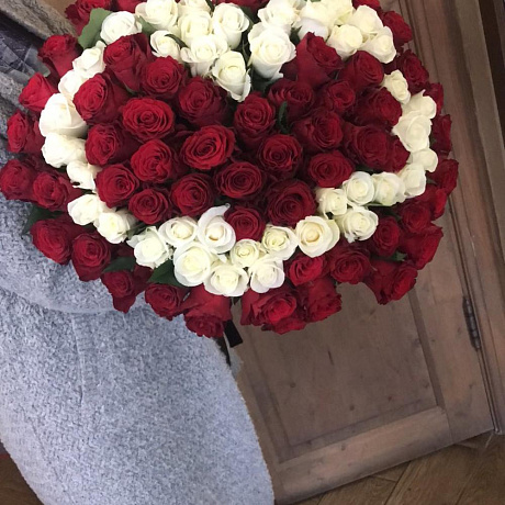 Большой букет из роз для девушки КЛАССИКА - Фото 1