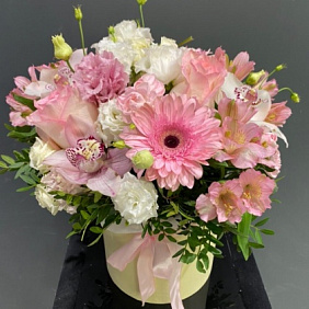 Цветы в коробке №533