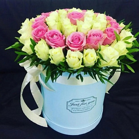 Цветы в коробке №699