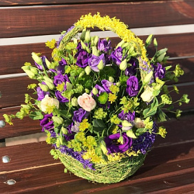Букет цветов "Весеннее лукошко"