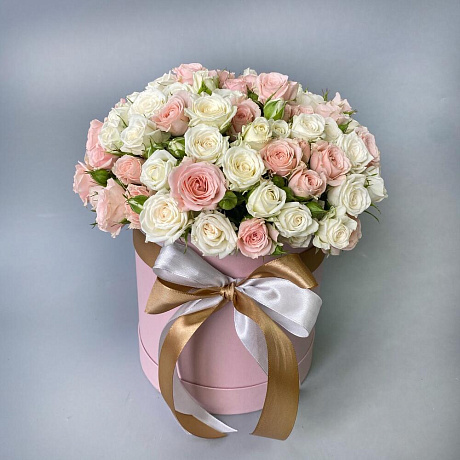 Шляпная коробка с кустовыми розами - Фото 1
