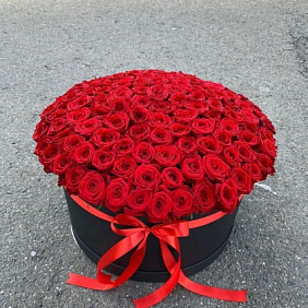 Цветы в коробке 101 Роза №163