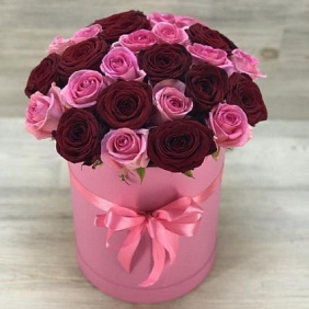 Цветы в коробке 29 шт