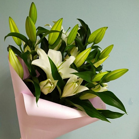 Букет цветов "Белоснежная Лилия" №161