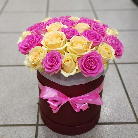 Букет из 25 микс роз в коробке - Фото 1