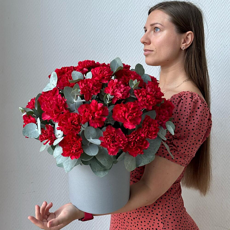 Букет красных гвоздик Для мамы - Фото 1