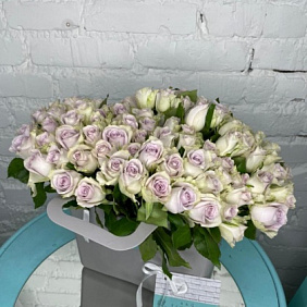 101 роза в сумке №161