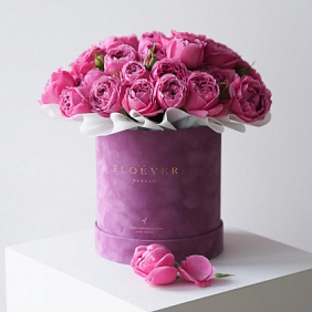 Розы Мисти Бабблз в сиреневой коробке М