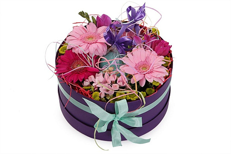 Микс герберы с хризантемой в шляпной коробке - Фото 1