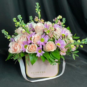 Цветы в коробке №170