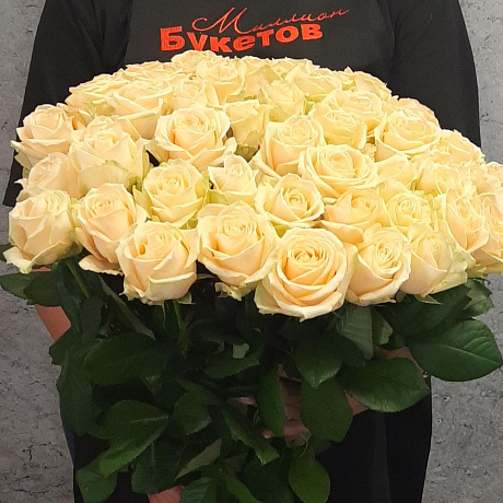 Букет кремовых роз 60 см - Фото 1