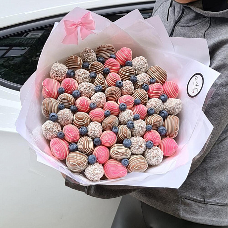 Букет Дамские штучки с голубикой - Фото 1