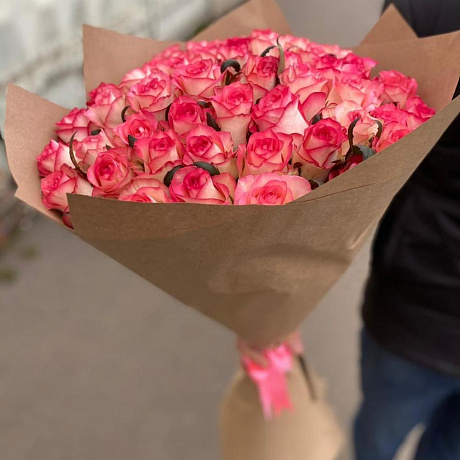 51 розовая роза в крафте - ПРЕМИУМ - Фото 1