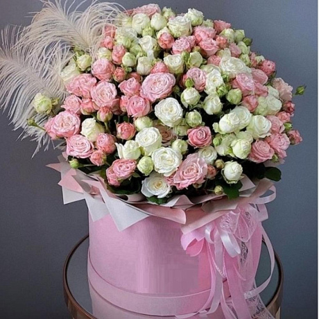 Коробка из кустовых роз Бомбастик - Фото 1