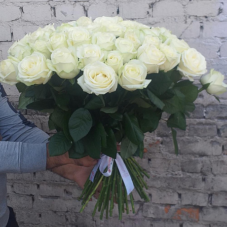 Букет цветов Белая роза №160 - Фото 1