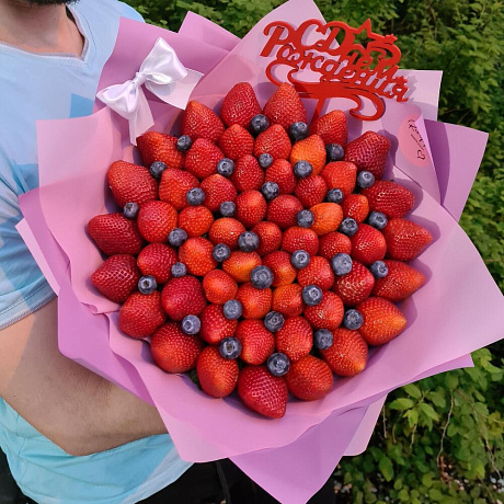 Букет  Клубника-голубика - Фото 1