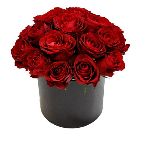 Букет из 15 красных роз в малой шляпной коробке - Фото 1