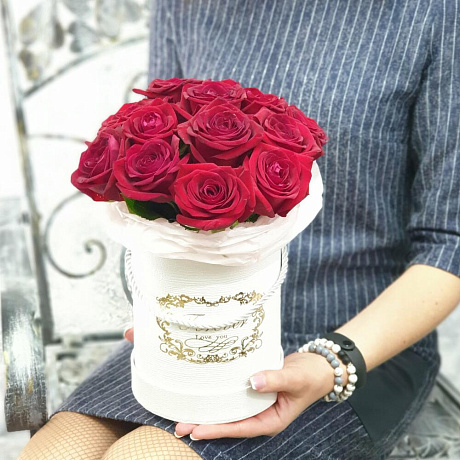 Красные розы в шляпной коробке №161 - Фото 1