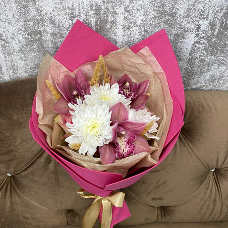 Букет с 3 розовыми орхидеями - Фото 1