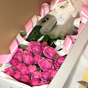 Пионовидная Роза в коробке BOX