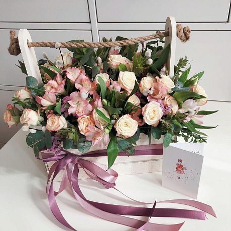 Большой Ящик с кустовыми Розами «поцелуй нежности» - Фото 1