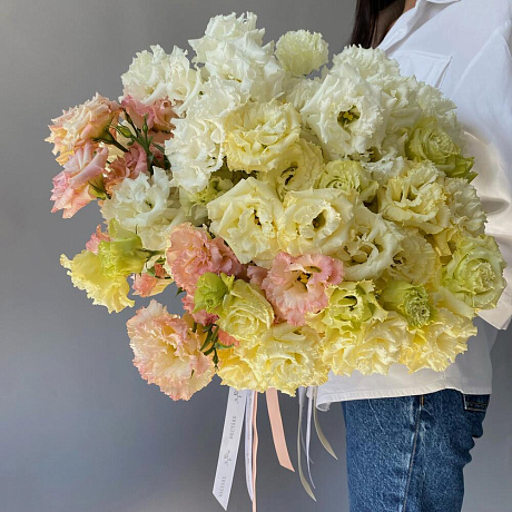 Большой букет из Эустомы - Фото 1
