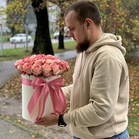 Роза в коробке №160