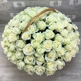 Корзины с цветами. Розы. 101 роза. N159