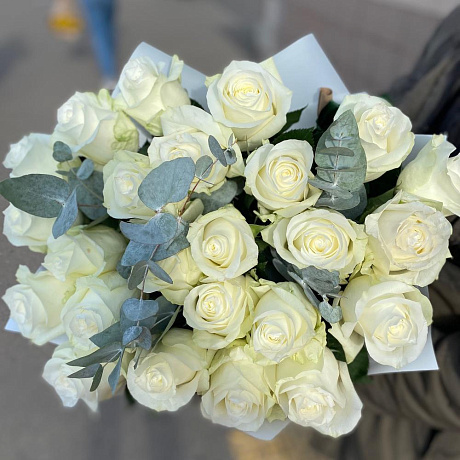 Букет из 25 белых эквадорских роз - Фото 1
