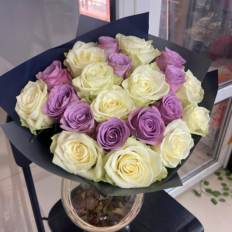 Букет цветов Космос в комнате - Фото 1