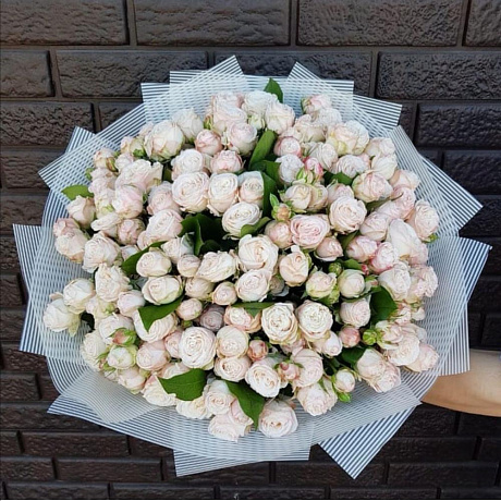 Букет из нежных кустовых роз №161 - Фото 1