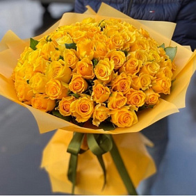 Букеты из голансих розы