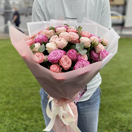 Букет из 35 пионовидных роз №163 - Фото 1