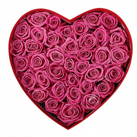 Живые цветы в коробке"Прелесть"