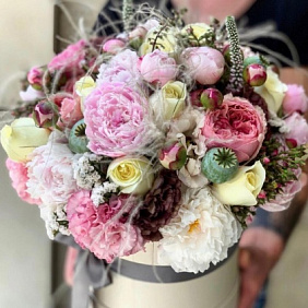 Цветы в коробке №581