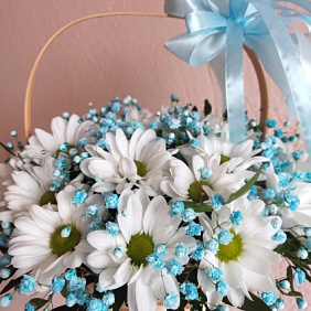 Корзина с цветами №336